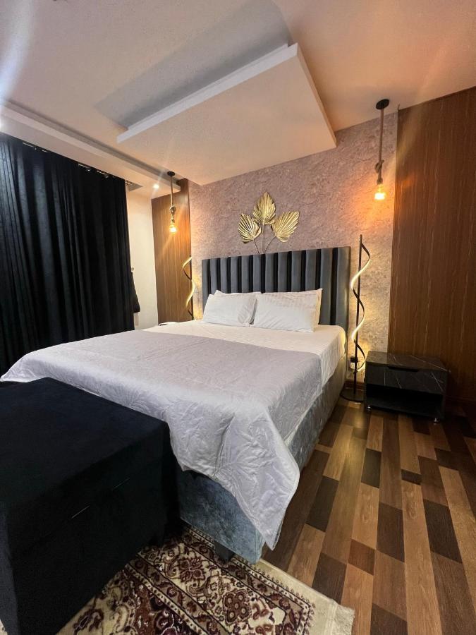 Sunset Luxury Gold Crest Mall Residency Lahor Kültér fotó