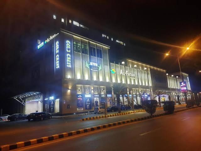 Sunset Luxury Gold Crest Mall Residency Lahor Kültér fotó